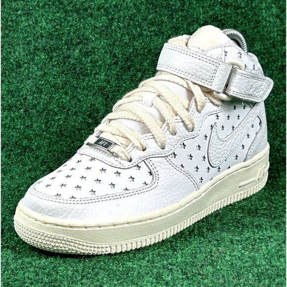 Nike Air Force 1‎ Mid Cut Out Stars Summit White Womens Size 6 DV3451-100 - Picture 1 of 8